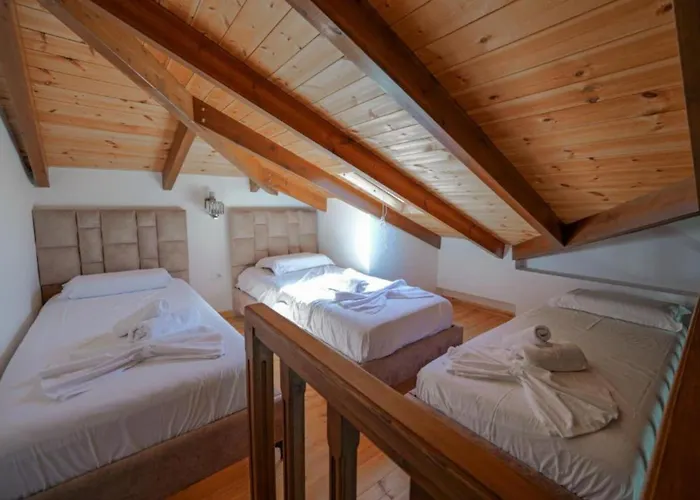 Take דירה בורש